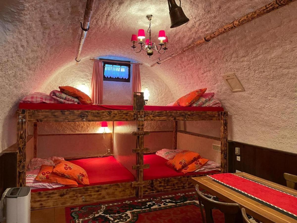 Casa Job - Gasthaus - Sauna, Whirlpool - Trun Dış mekan fotoğraf