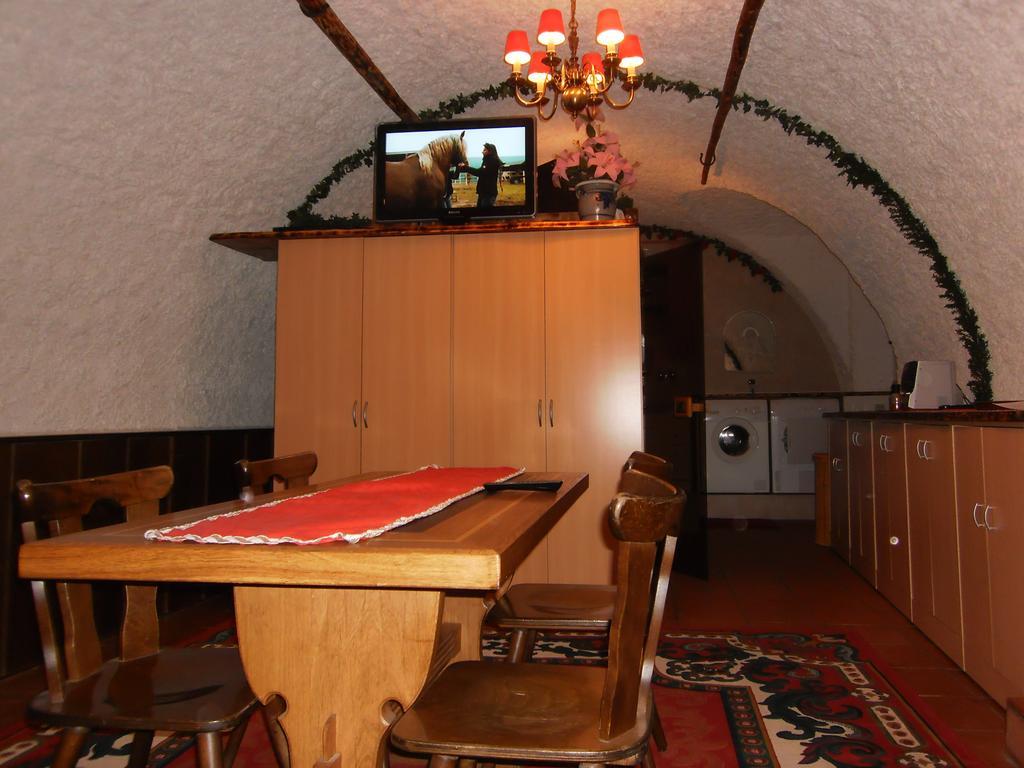 Casa Job - Gasthaus - Sauna, Whirlpool - Trun Dış mekan fotoğraf