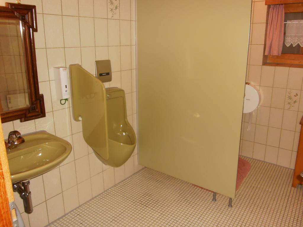Casa Job - Gasthaus - Sauna, Whirlpool - Trun Dış mekan fotoğraf